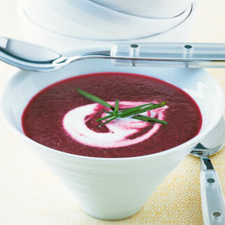 Rote-Bete-Orangen-Suppe Rote-Bete-Orangen-Suppe