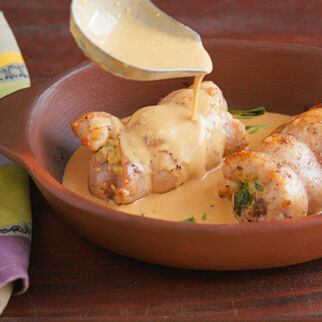 Kaninchenkeulen in Estragon-Senf-Sauce Kaninchenkeulen in Estragon-Senf-Sauce