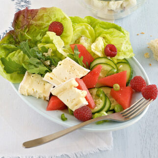 Salat mit Camembert Salat mit Camembert