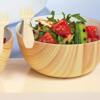 Tomatensalat mit Knusperbrot Tomatensalat mit Knusperbrot