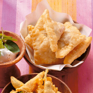 Gefüllte Teigtaschen mit Blumenkohl Gefüllte Teigtaschen mit Blumenkohl