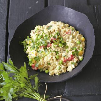 Buntes Paprika-Hirsotto mit Ajvar Buntes Paprika-Hirsotto mit Ajvar