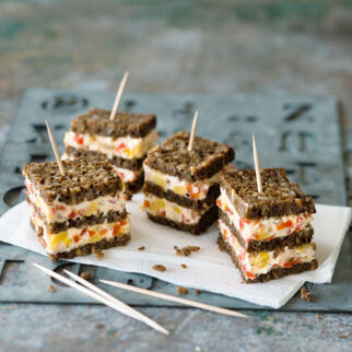 Frischkäse-Mais-Paprika-Aufstrich Frischkäse-Mais-Paprika-Aufstrich