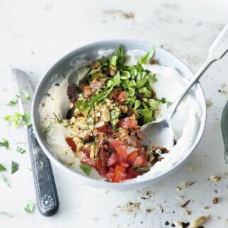 Ziegenkäse-Tomate-Basilikum-Aufstrich Ziegenkäse-Tomate-Basilikum-Aufstrich