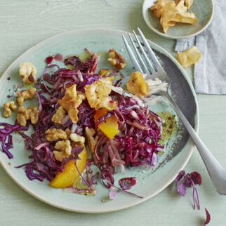Rotkohlsalat mit Topinambur Rotkohlsalat mit Topinambur