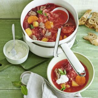 Rote-Bete-Eintopf mit Tafelspitz Rote-Bete-Eintopf mit Tafelspitz