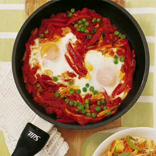 Gemüsepfanne mit Eiern Gemüsepfanne mit Eiern