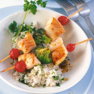 Fischspieße mit Zitronensauce Fischspieße mit Zitronensauce