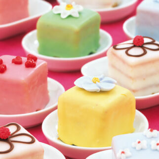 Petit fours Petit fours