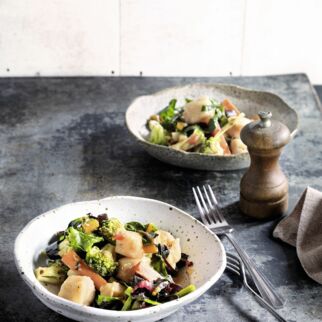 Fischpfanne mit buntem Gemüse Fischpfanne mit buntem Gemüse