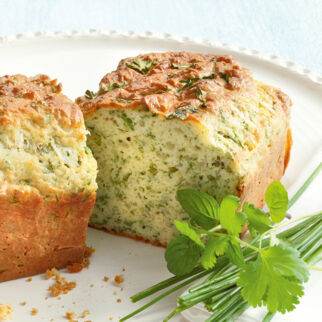 Würziger Kräuter-Cake Würziger Kräuter-Cake