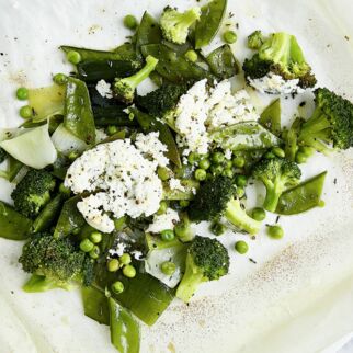 Ziegenkäse im Backpapier Ziegenkäse im Backpapier