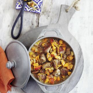 Lammragout mit Aprikosen Lammragout mit Aprikosen