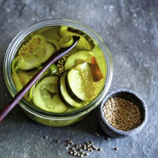 Gurkenscheiben süßsauer Gurkenscheiben süßsauer