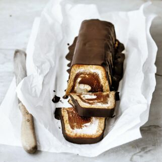 BananenKuchen mit Schokoglasur BananenKuchen mit Schokoglasur