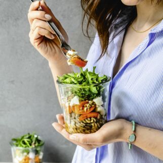 Nudel trifft Aprikose im Glas Nudel trifft Aprikose im Glas