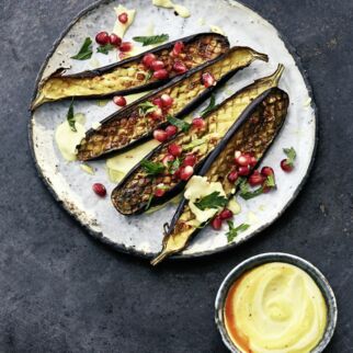 Auberginen mit Safranjoghurt Auberginen mit Safranjoghurt