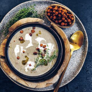 Pilzsuppe mit Kichererbsentopping Pilzsuppe mit Kichererbsentopping