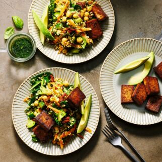 Hirse-Kichererbsen-Salat mit Tofu Hirse-Kichererbsen-Salat mit Tofu