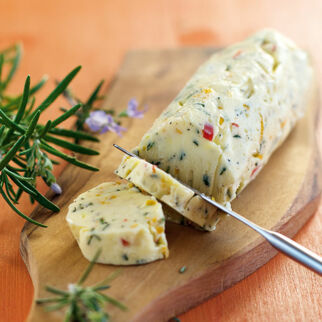 Rosmarin-Orangen-Butter Rosmarin-Orangen-Butter