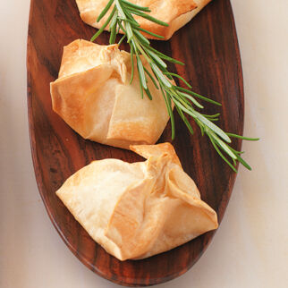 Ziegenkäse-Filo-Päckchen Ziegenkäse-Filo-Päckchen