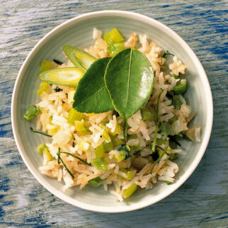 Basmati mit Kaffirlimettenblättern Basmati mit Kaffirlimettenblättern