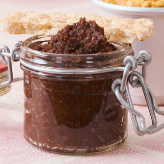 Dattel-Mandel-Creme Dattel-Mandel-Creme