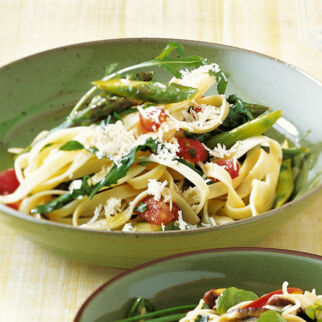 Tagliatelle mit Rucola und Spargel Tagliatelle mit Rucola und Spargel