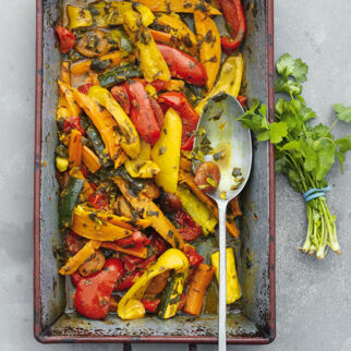 Marokkanische Gemüse-Tajine mit Aprikosen Marokkanische Gemüse-Tajine mit Aprikosen