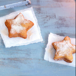 Sternkrapfen aus Winterhefeteig Sternkrapfen aus Winterhefeteig