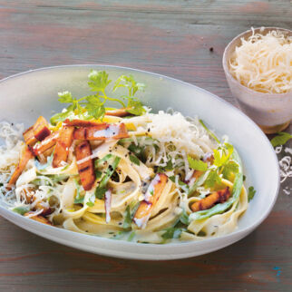 Tofu-Pasta Carbonara-Style Tofu-Pasta Carbonara-Style