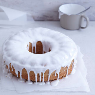 Feiner Rührkuchen mit weißem Rum Feiner Rührkuchen mit weißem Rum