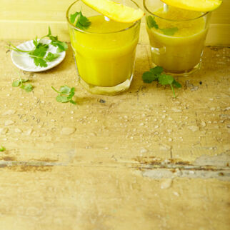 Mango-Koriander-Smoothie Mango-Koriander-Smoothie