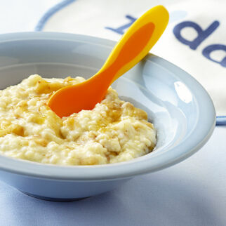 Banane-Hirse-Brei zum Löffeln Banane-Hirse-Brei zum Löffeln