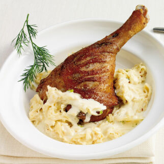 Gänsekeulen auf Fenchel-Rahm-Kraut Gänsekeulen auf Fenchel-Rahm-Kraut