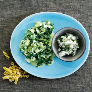 Spinatsauce mit Feta Spinatsauce mit Feta