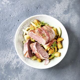 Lammlachse mit Kartoffel-Apfel-Gemüse Lammlachse mit Kartoffel-Apfel-Gemüse