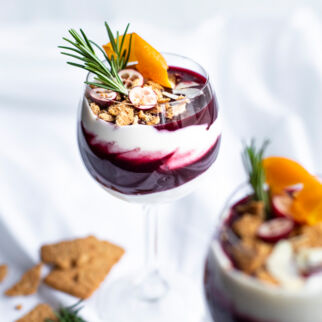 Glühwein-Trifle mit Spekulatius Glühwein-Trifle mit Spekulatius