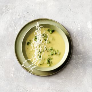 Rote Linsensuppe mit Grünkohl Rote Linsensuppe mit Grünkohl