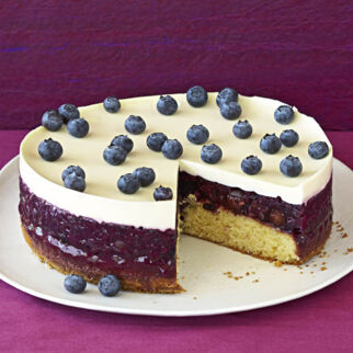 Heidelbeer-Sahnetorte Heidelbeer-Sahnetorte