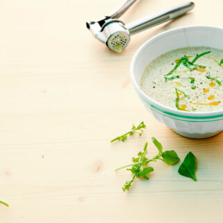 Brokkoli-Basilikum-Suppe Brokkoli-Basilikum-Suppe