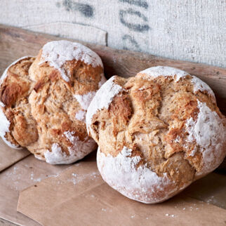 Brot backen Sauerteigbrot backen Brot backen Sauerteigbrot backen