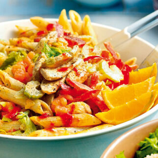 Nudelsalat mit Huhn Nudelsalat mit Huhn