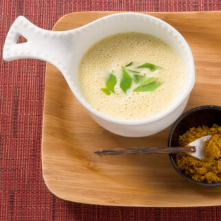 Lauchsauce mit Koriander und Curry Lauchsauce mit Koriander und Curry