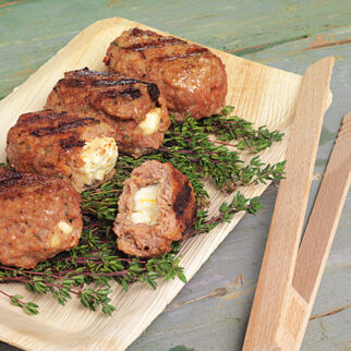 Hacksteaks mit Schafskäse Hacksteaks mit Schafskäse