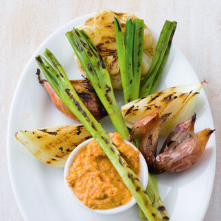 Grillgeräucherte Zwiebeln Grillgeräucherte Zwiebeln