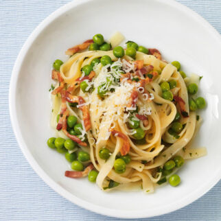 Erbsen-Speck-Tagliatelle Erbsen-Speck-Tagliatelle