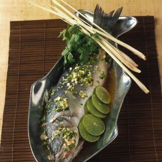 Gedämpfter Wolfsbarsch Gedämpfter Wolfsbarsch