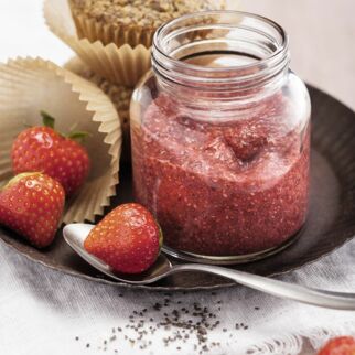 Erdbeeraufstrich mit Chia Erdbeeraufstrich mit Chia