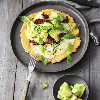 Socca-Pizza mit Zucchini Socca-Pizza mit Zucchini
